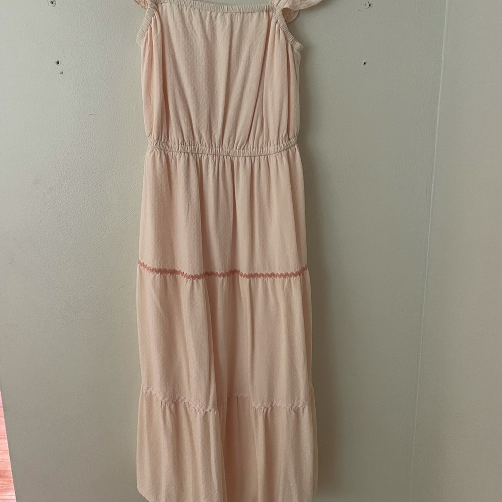 Lauren Conrad super soft peach ruffle sleeve dress